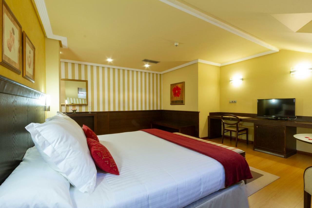 Hotel Miravalle Оренсе Экстерьер фото