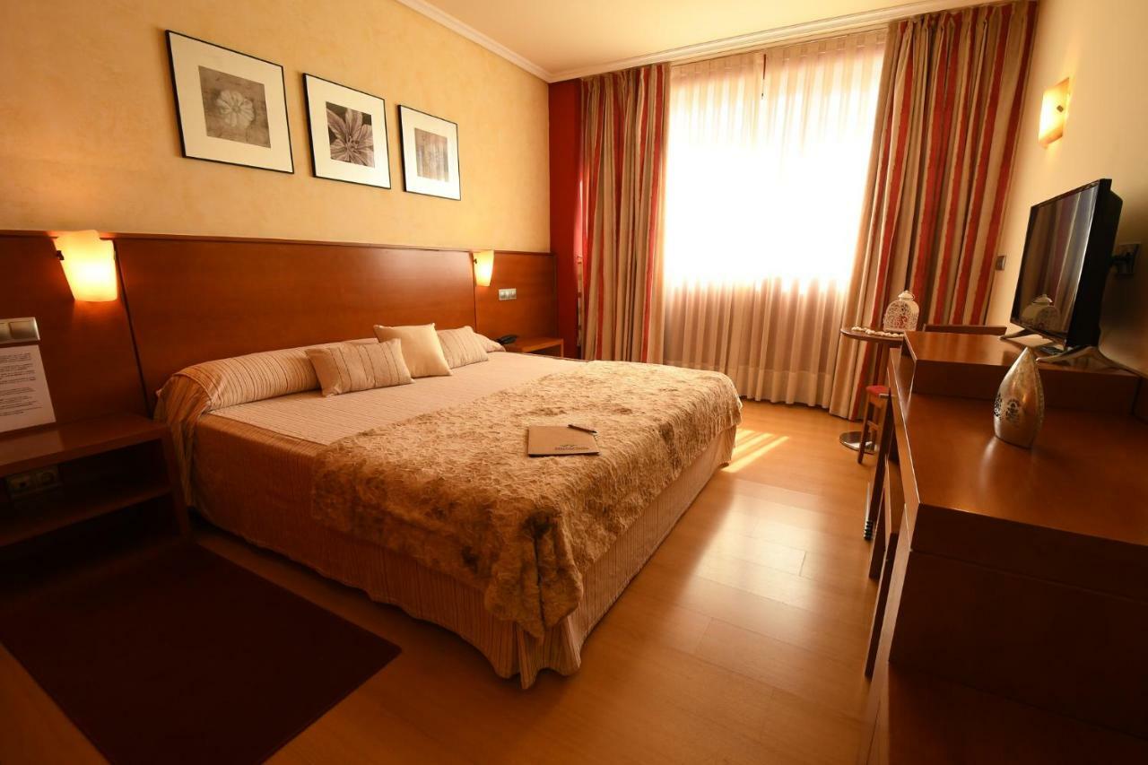 Hotel Miravalle Оренсе Экстерьер фото