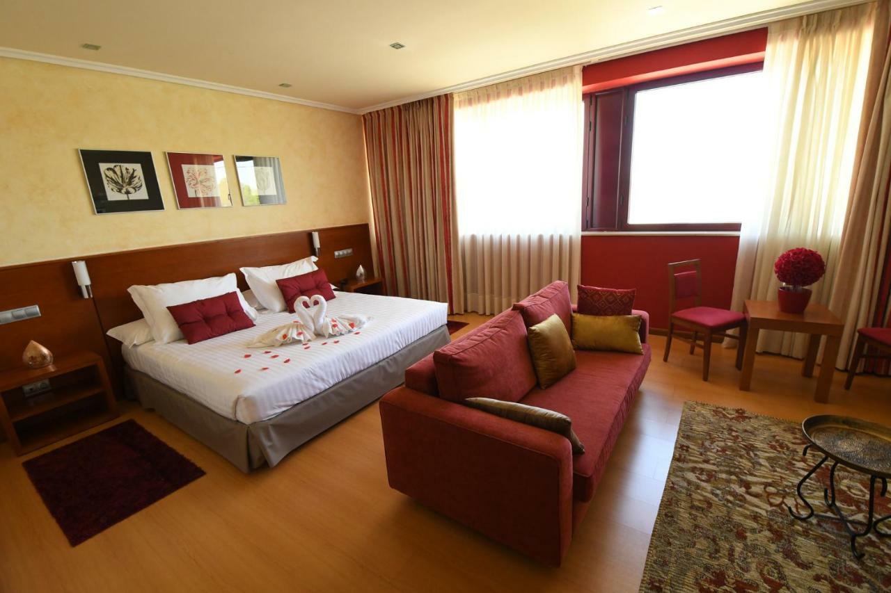 Hotel Miravalle Оренсе Экстерьер фото