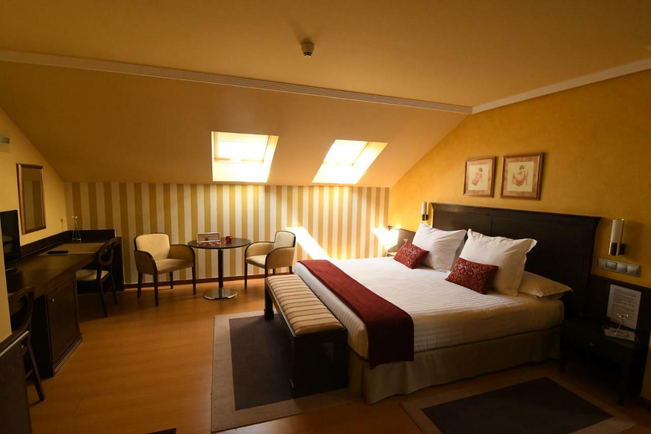 Hotel Miravalle Оренсе Экстерьер фото